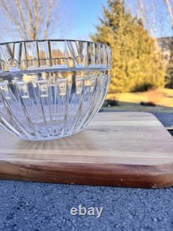 TIFFANY & CO ATLAS 9-3/4 Large CENTERPIECE Bowl Lead Crystal-Signed Retired