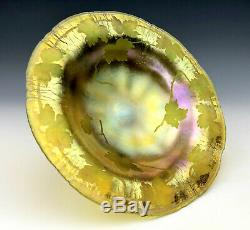 TIFFANY STUDIOS New York Intaglio Cut Gold Favrile Onionskin Glass Tazza c. 1910