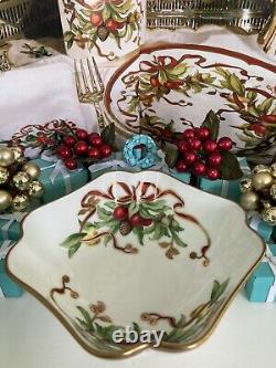 Tiffany&Co Tiffany Holiday Garland Bowl Nut Dish Gold Trim Berries 5 1/8Square