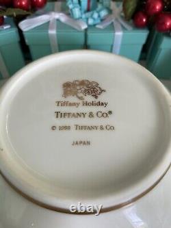Tiffany&Co Tiffany Holiday Garland Bowl Nut Dish Gold Trim Berries 5 1/8Square