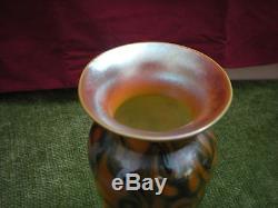 VINTAGE Durand King Tut Iridescent Art Glass Vase