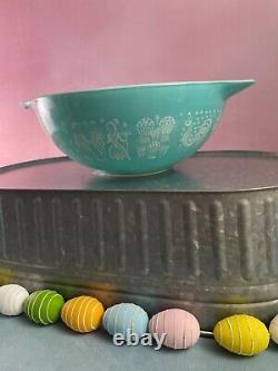 VINTAGE PYREX Amish Butterprint Set of 4 Turquoise Cinderella Nesting bowls