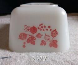 VINTAGE PYREX Pink Gooseberry Refrigerator DishesComplete Set501 502 503-NICE