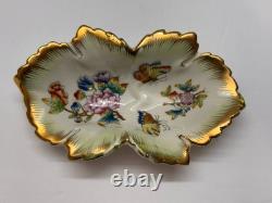 VTG Herend QUEEN VICTORIA 6 Leaf Shaped Dish And 3 Small Trinkets Set Of 4