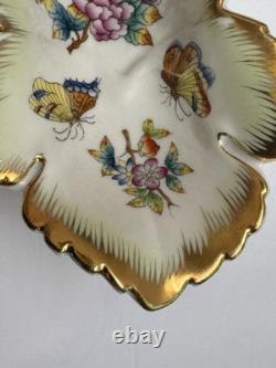 VTG Herend QUEEN VICTORIA 6 Leaf Shaped Dish And 3 Small Trinkets Set Of 4