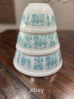 VTG Pyrex Amish Butterprint Turqouoise Mixing Bowl Set (3 pc 401, 402 & 403)