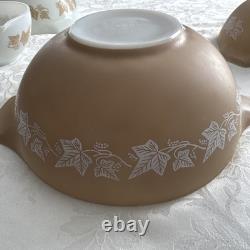 VTG Pyrex Sandalwood Ivy Tan/White Cinderella Mixing Bowl Set 444-443-442-441