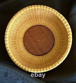 Vintage 1980s Nantucket Round Bowl Signed Nantucket MA with Initials LMR