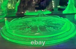 Vintage 9-pc Cameo/Ballerina Uranium Glass Dining Set Green Depression Glass