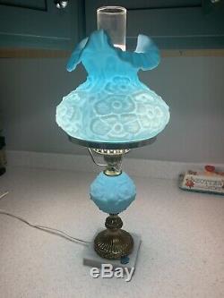 Vintage Antique Beautiful Fenton Blue Satin Poppy Student Table Lamp Condition