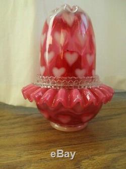 Vintage FENTON cranberry red Heart opalescent ruffle FAIRY LIGHT glass