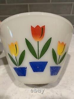 Vintage Fire King 4 PIECE Tulip Print Milk Glass Nesting Mixing Bowl Set