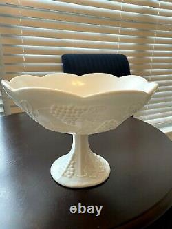 Vintage Gorgeous Pedestal Bowl Milk Glass Fruit Grapes Large Scallop Decorative