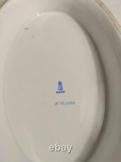 Vintage HEREND QUEEN VICTORIA OVAL TUREEN 1014 VB0 Handpainted