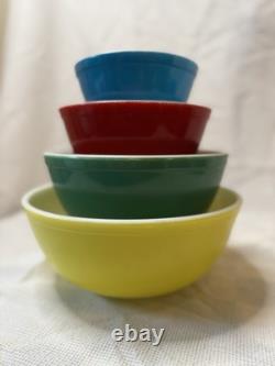 Vintage PYREX Primary Colors Nesting Mixing Bowl Set Of Four 401-404