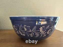 Vintage Pyrex 4 Piece Blue White Colonial Mist Nesting Mixing Bowls 402 403 404