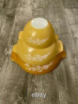 Vintage Pyrex Cinderella Yellow Orange Butterfly Gold Set Of 3 Bowls! Used