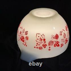 Vintage Pyrex JAJ Red Coral Gooseberry Mixing Bowl 441 With STARS HTF