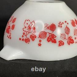 Vintage Pyrex JAJ Red Coral Gooseberry Mixing Bowl 441 With STARS HTF
