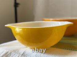 Vintage Pyrex set of 4 Sunflower Cinderella Nesting Bowls 441-444 (B)