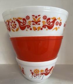 Vintage Pyrexx Cinderella, Friendship Nesting Bowls
