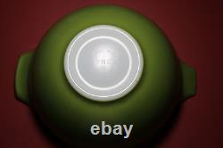 Vintage set of (4) Pyrex nesting/mixing bowls withshades of green 441,442,443,444