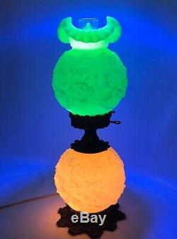 Vtg Fenton Uranium Vaseline Glass GWTW Table Lamp Satin Custard Poppy Glow Green