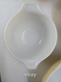 Vtg Set 4 Pyrex Forest Fancies Mushroom Cinderella Nesting Mixing Bowls 441-444