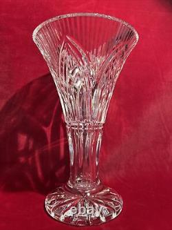 WATERFORD Signed Rock of Cashel 10 Cut Glass Vase (N73)