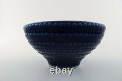 Wilhelm Kåge for Gustavsberg, Large ceramic bowl in beautiful dark blue glaze